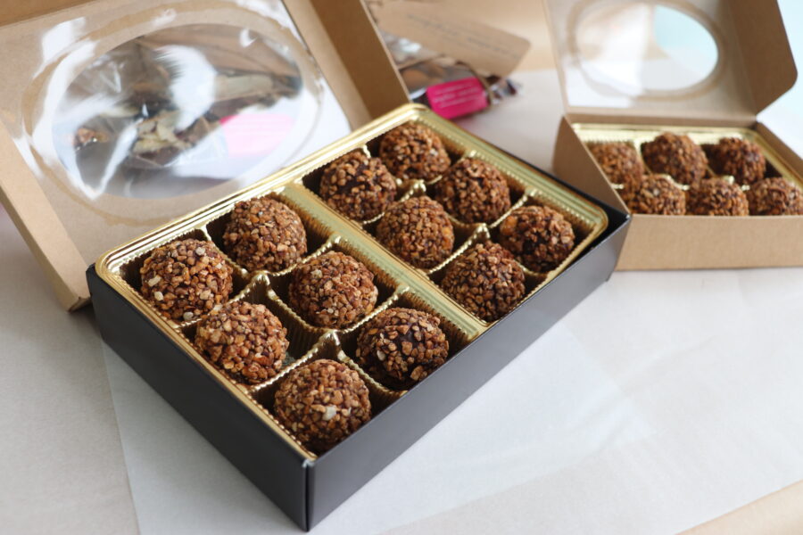 Box of Twelve Chocolate Hazelnut Vegan Truffles made in small batches in montreal by sophie sucree for the winter holidays