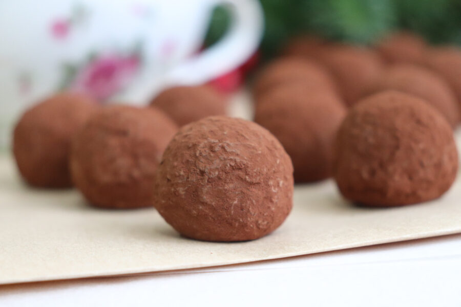Salted Caramel Truffles for the Winter Holidays at Sophie Sucree Vegan Bakery in Montreal